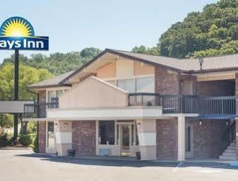 Days By Wyndham Paintsville